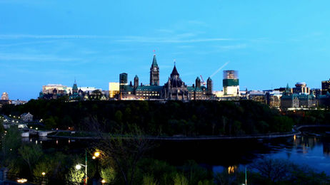 La théorie du grand remplacement est une théorie complotiste